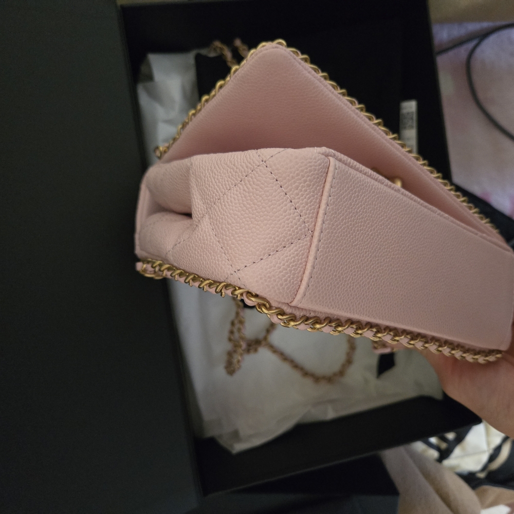 CHANEL Pink Quilted Caviar Crossbody Flap Bag - Picture 5 of 6